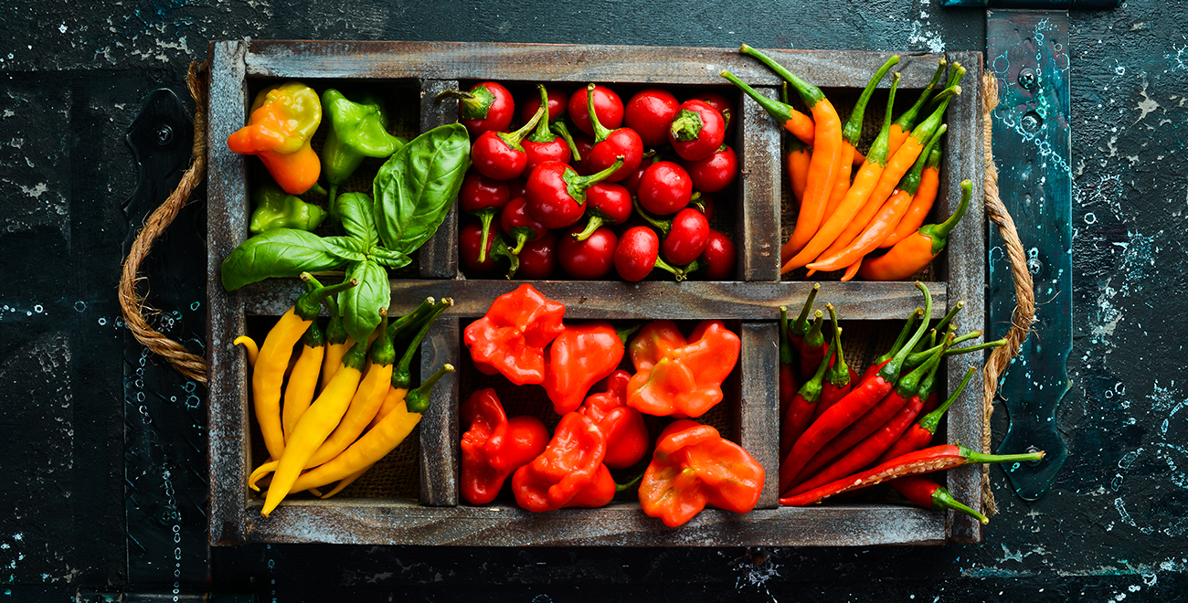 chili im korb Kopie chili im korb Kopie